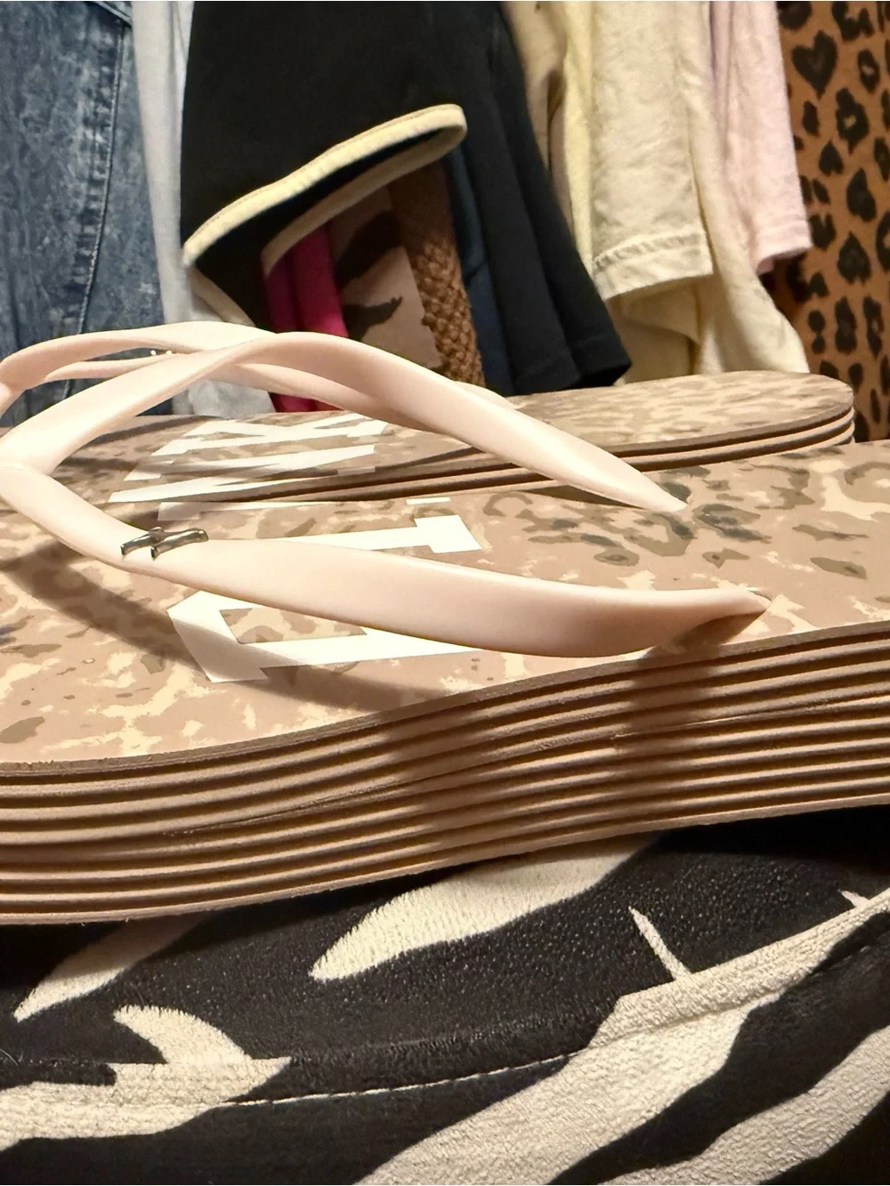 PINK Victoria's Secret Pale Pink Camo Flip Flop Sandals